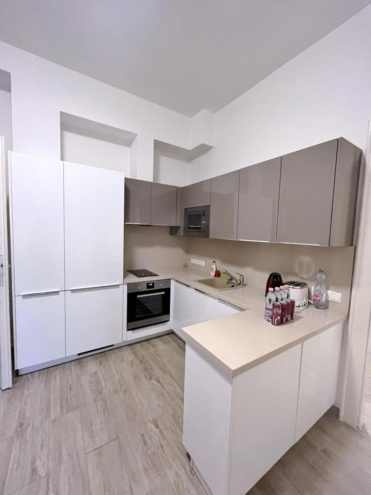 Boutique Family Apartment In The Heart Of City Budapest Bagian luar foto