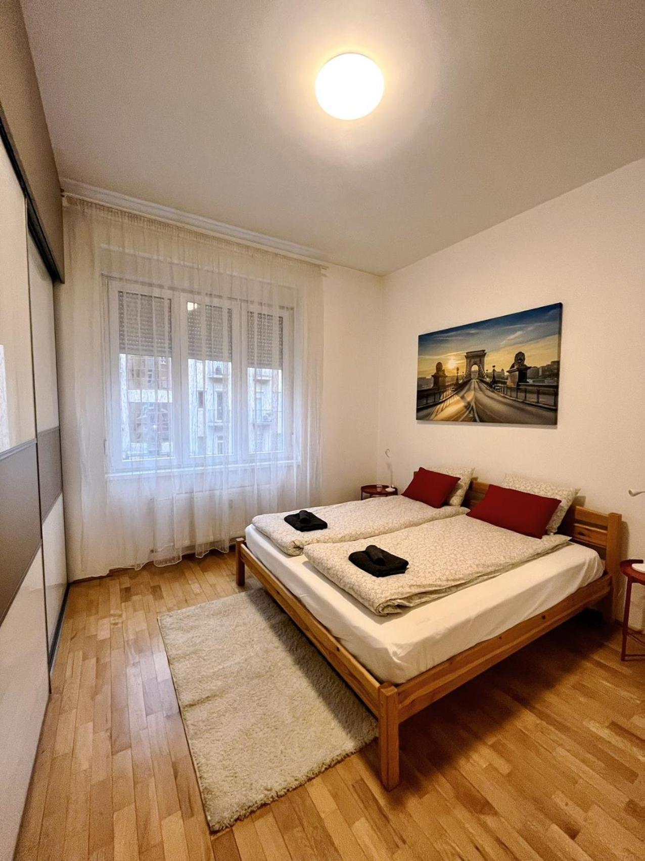 Boutique Family Apartment In The Heart Of City Budapest Bagian luar foto