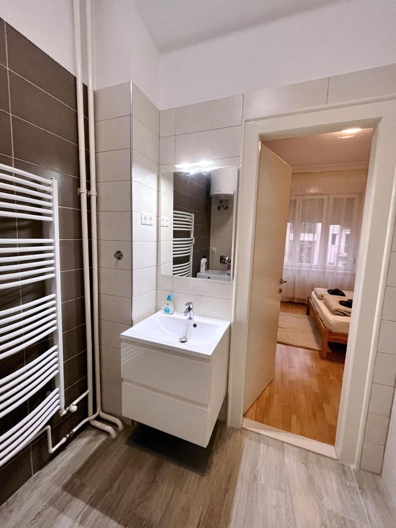 Boutique Family Apartment In The Heart Of City Budapest Bagian luar foto