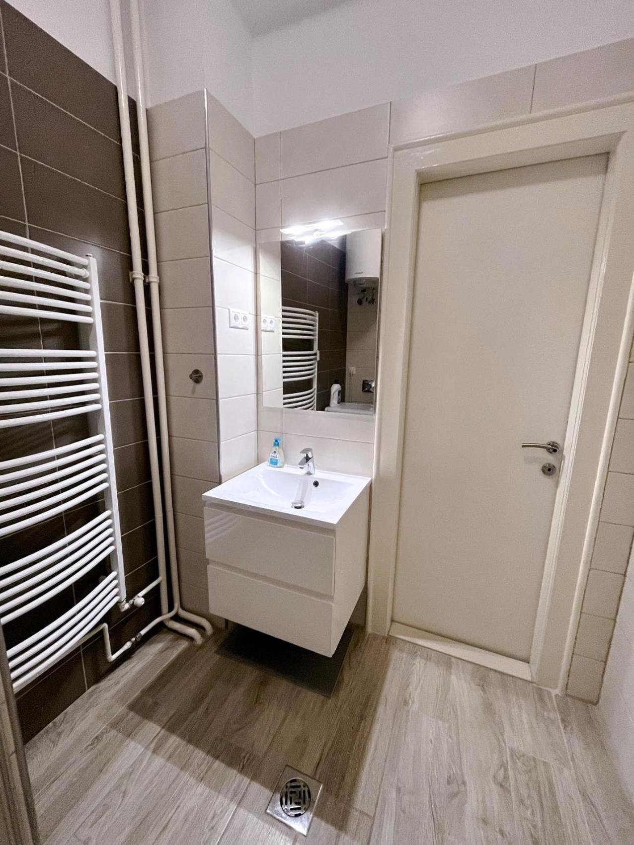 Boutique Family Apartment In The Heart Of City Budapest Bagian luar foto