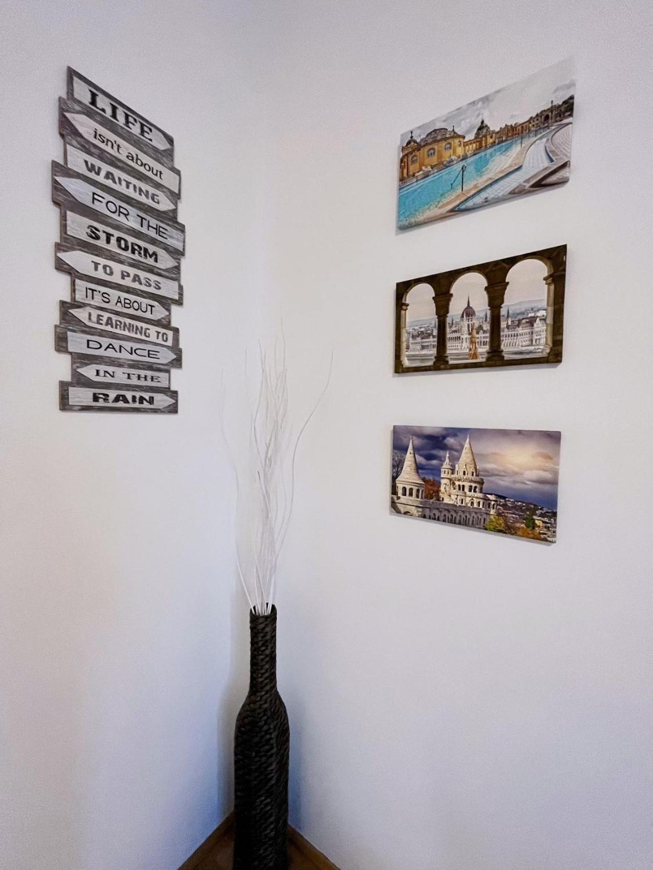 Boutique Family Apartment In The Heart Of City Budapest Bagian luar foto